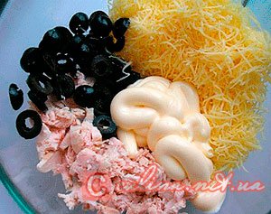 Салат «Арбуз» с фото | с куриным филе и сыром Салат «Арбуз» с фото | с куриным филе и сыром